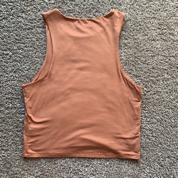 Dry Good form fitting tank top. Size S - Picture 2 of 2
